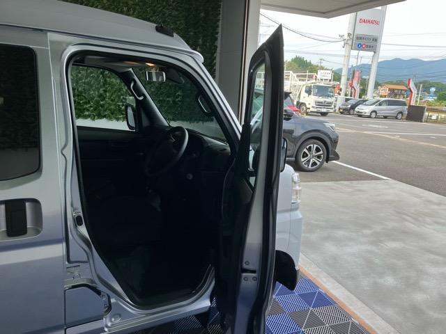 ハイゼットカーゴDX2WD・MT車・衝突回避・AM/FMラジオ・両側スライドドア・エコアイドル・コーナーセンサー・エアコン(佐賀県)の中古車