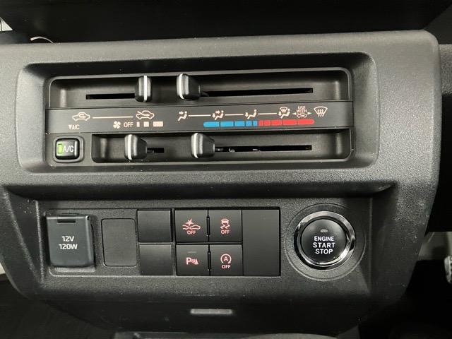 ハイゼットトラックEXT外装ワケあり車・2WD・CVT車・衝突回避・CDオーディオ・プッシュボタンスタート・コーナーセンサー・エコアイドル・キーフリーシステム・エアコン(佐賀県)の中古車