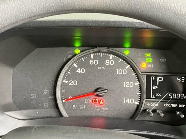 ハイゼットカーゴＤＸ２ＷＤ・ＣＶＴ車・衝突回避・ＡＭ／ＦＭラジオ・両側スライドドア・エコアイドル・コーナーセンサー・エアコン（佐賀県）の中古車