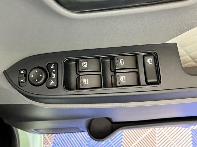 タントXアウトレット車・片側電動スライドドア・ETC・ドラレコ・バックモニター・プッシュボタンスタート・ステアリングスイッチ・オートエアコン・キーフリー・ベンチシート・パワーウィンドウ(佐賀県)の中古車