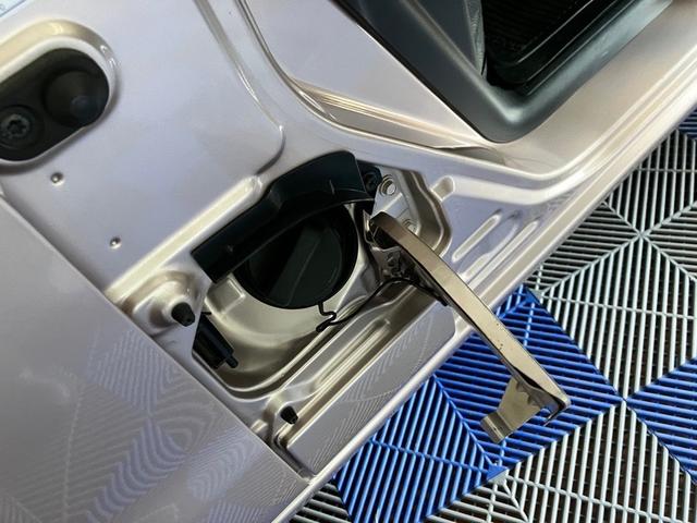 ハイゼットカーゴデラックスSAIII2WD・AT車・衝突回避・AM/FMラジオ・両側スライドドア・エコアイドル・オートハイビーム・エアコン・パワーウィンドウ(佐賀県)の中古車