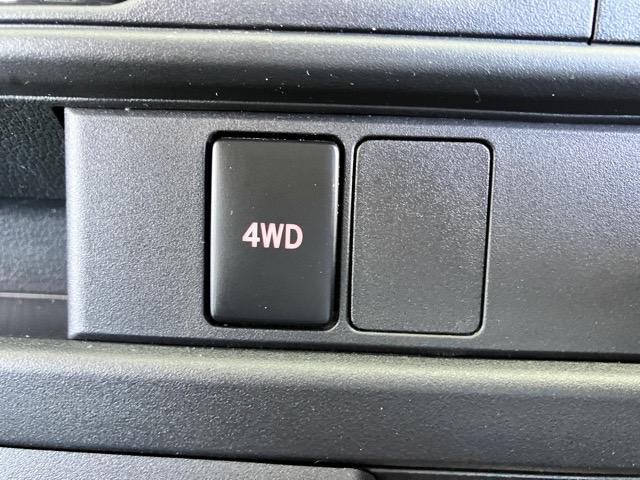 ハイゼットカーゴクルーズSAIII外装ワケあり車・4WD・AT車・衝突回避・CDオーディオ・両側スライドドア・エコアイドル・オートハイビーム・エアコン(佐賀県)の中古車