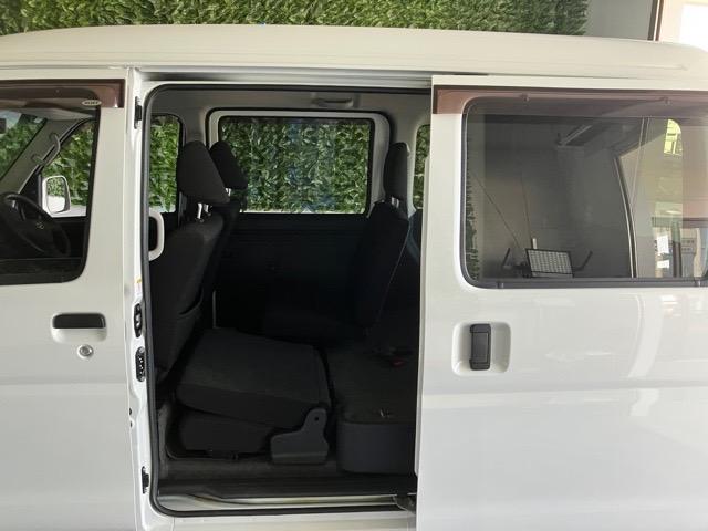 ハイゼットカーゴクルーズSAIII外装ワケあり車・4WD・AT車・衝突回避・CDオーディオ・両側スライドドア・エコアイドル・オートハイビーム・エアコン(佐賀県)の中古車