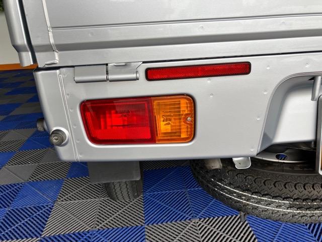 ハイゼットトラックスタンダード4WD・MT車・CDオーディオ・エアコン(佐賀県)の中古車