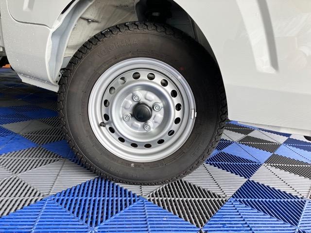 ハイゼットトラックスタンダード４ＷＤ・ＭＴ車・衝突回避・ＡＭ／ＦＭラジオ・コーナーセンサー・エコアイドル・エアコン（佐賀県）の中古車