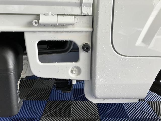 ハイゼットトラックスタンダード４ＷＤ・ＭＴ車・衝突回避・ＡＭ／ＦＭラジオ・コーナーセンサー・エコアイドル・エアコン（佐賀県）の中古車