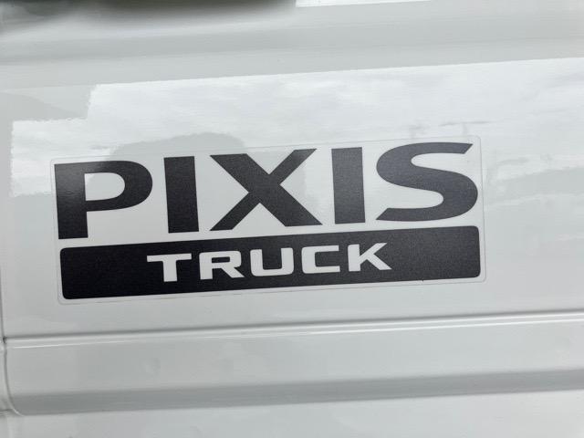 ピクシストラックスタンダード４ＷＤ・ＭＴ車・衝突回避・コーナーセンサー・エコアイドル・エアコン（佐賀県）の中古車