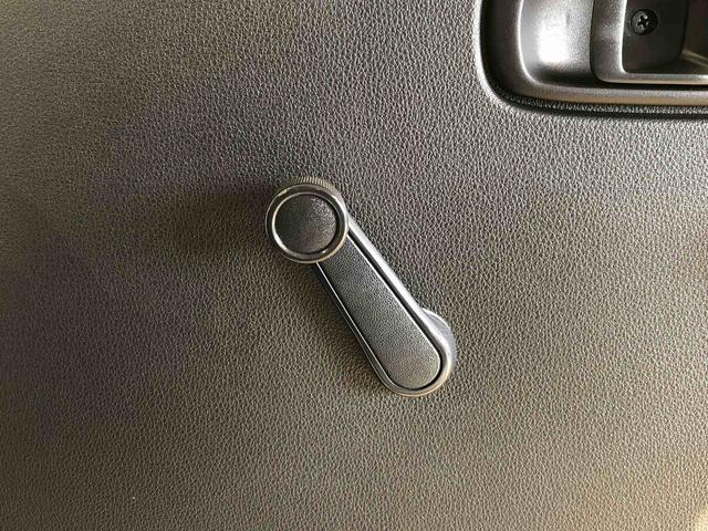 ハイゼットトラックスタンダード 農用スペシャル4WD マニュアルエアコン パワステ オートライト 作業灯 リヤ4枚リーフスプリング スーパーデフロック ラジオデッキ 衝突被害軽減システム 横滑り防止機能 アイドリングストップ ABS(長野県)の中古車