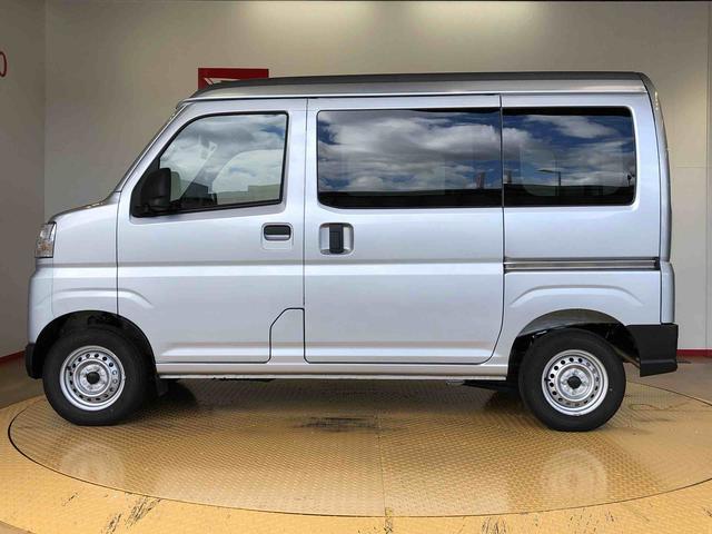 ハイゼットカーゴＤＸ４ＷＤ　ＡＭ／ＦＭラジオ　　マニュアルエアコン　パワーステアリング　パワードアロック　キーレスエントリー　衝突被害軽減システム　横滑り防止機能　アイドリングストップ　オートライト　ＡＢＳ（長野県）の中古車