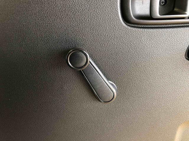 ハイゼットトラックスタンダード　農用スペシャル４ＷＤ　マニュアルエアコン　パワステ　オートライト　作業灯　リヤ４枚リーフスプリング　スーパーデフロック　ラジオデッキ　衝突被害軽減システム　横滑り防止機能　アイドリングストップ　ＡＢＳ（長野県）の中古車