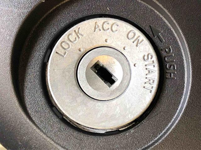 ハイゼットトラックスタンダード　農用スペシャル４ＷＤ　マニュアルエアコン　パワステ　オートライト　作業灯　リヤ４枚リーフスプリング　スーパーデフロック　ラジオデッキ　衝突被害軽減システム　横滑り防止機能　アイドリングストップ　ＡＢＳ（長野県）の中古車