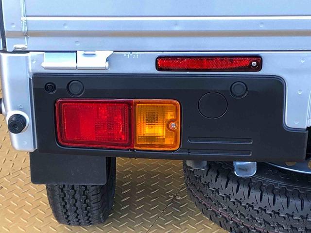 ハイゼットトラックスタンダード　農用スペシャル４ＷＤ　マニュアルエアコン　パワステ　オートライト　作業灯　リヤ４枚リーフスプリング　スーパーデフロック　ラジオデッキ　衝突被害軽減システム　横滑り防止機能　アイドリングストップ　ＡＢＳ（長野県）の中古車