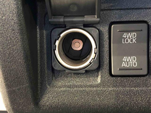 ハイゼットトラックスタンダード　農用スペシャル４ＷＤ　マニュアルエアコン　パワステ　オートライト　作業灯　リヤ４枚リーフスプリング　スーパーデフロック　ラジオデッキ　衝突被害軽減システム　横滑り防止機能　アイドリングストップ　ＡＢＳ（長野県）の中古車