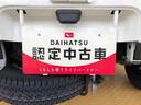 ４ＷＤ　マニュアルエアコン　パワステ　オートライト　作業灯　リヤ４枚リーフスプリング　スーパーデフロック　ラジオデッキ　衝突被害軽減システム　横滑り防止機能　アイドリングストップ　ＡＢＳ（長野県）の中古車