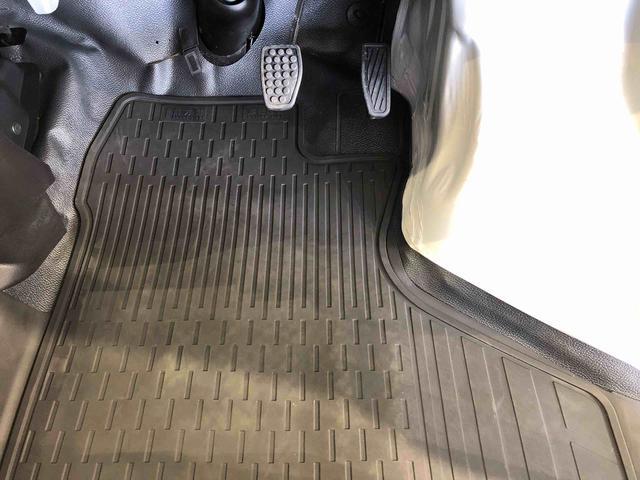 ハイゼットカーゴＤＸ４ＷＤ　ＡＭ／ＦＭラジオ　　マニュアルエアコン　パワーステアリング　パワードアロック　キーレスエントリー　衝突被害軽減システム　横滑り防止機能　アイドリングストップ　オートライト　ＡＢＳ（長野県）の中古車