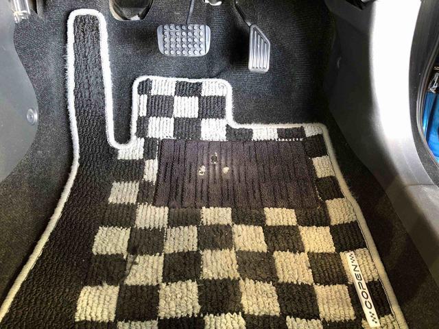 コペンエクスプレイ２ＷＤ　ターボ　アイドリングストップ　横滑り防止機能　シートヒーター　アクティブトップ　オートエアコン　パワーウインドウ　電動ドアミラー　キーフリーシステム　プッシュスタートエンジンボタン　ＡＢＳ（長野県）の中古車