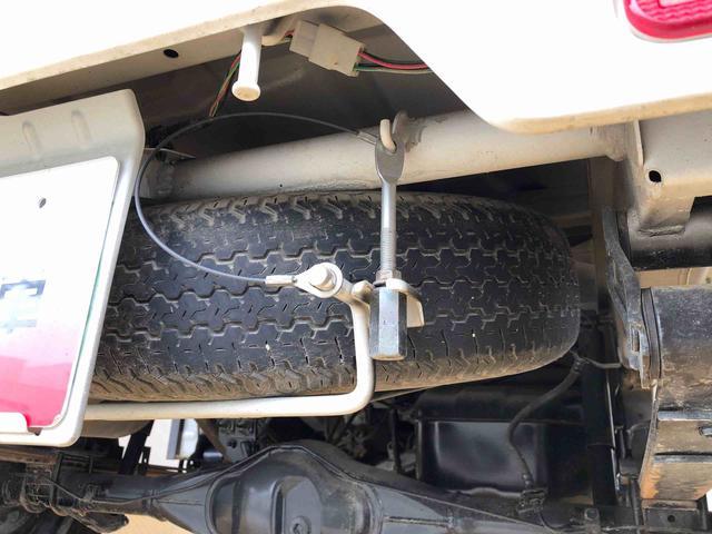 キャリイトラックＫＣ４ＷＤ　ＡＭ／ＦＭラジオ　テールゲートチェーン　手動ドアミラー（長野県）の中古車