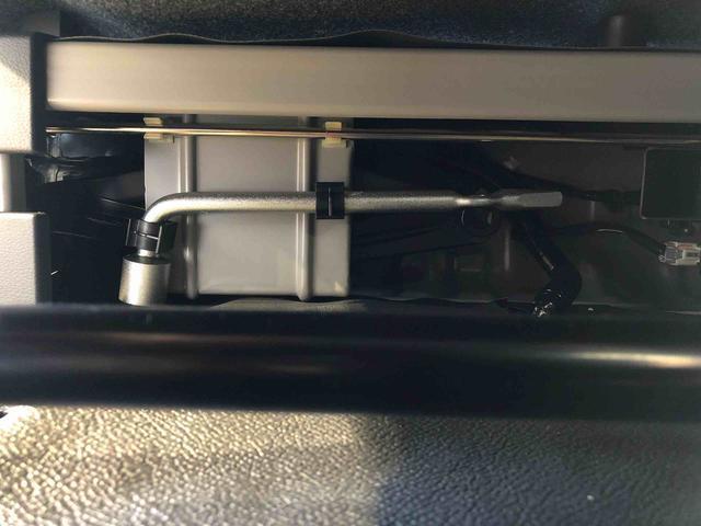 ハイゼットカーゴＤＸ４ＷＤ　ＡＭ／ＦＭラジオ　　マニュアルエアコン　パワーステアリング　パワードアロック　キーレスエントリー　衝突被害軽減システム　横滑り防止機能　アイドリングストップ　オートライト　ＡＢＳ（長野県）の中古車