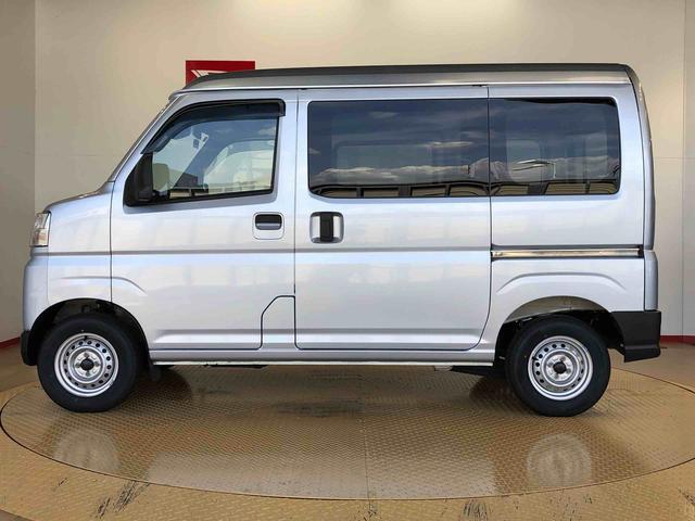 ハイゼットカーゴＤＸ４ＷＤ　ＡＭ／ＦＭラジオ　　マニュアルエアコン　パワーステアリング　パワードアロック　キーレスエントリー　衝突被害軽減システム　横滑り防止機能　アイドリングストップ　オートライト　ＡＢＳ（長野県）の中古車