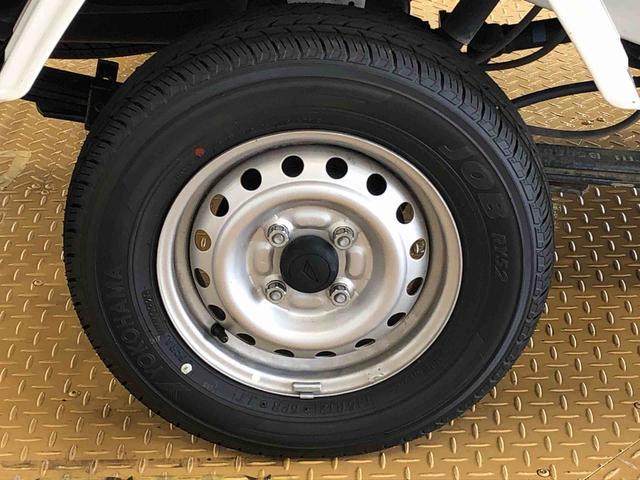 ハイゼットトラックスタンダード　農用スペシャルＳＡIIIｔ４ＷＤ　マニュアルエアコン　パワステ　オートライト　作業灯　リヤ４枚リーフスプリング　スーパーデフロック　ラジオデッキ　衝突被害軽減システム　横滑り防止機能　ＡＢＳ（長野県）の中古車