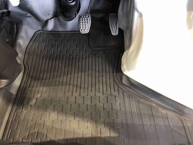 ハイゼットカーゴＤＸ４ＷＤ　ＡＭ／ＦＭラジオ　　マニュアルエアコン　パワーステアリング　パワードアロック　キーレスエントリー　衝突被害軽減システム　横滑り防止機能　アイドリングストップ　オートライト　ＡＢＳ（長野県）の中古車