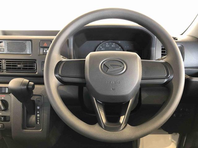 ハイゼットカーゴＤＸ４ＷＤ　ＡＭ／ＦＭラジオ　　マニュアルエアコン　パワーステアリング　パワードアロック　キーレスエントリー　衝突被害軽減システム　横滑り防止機能　アイドリングストップ　オートライト　ＡＢＳ（長野県）の中古車