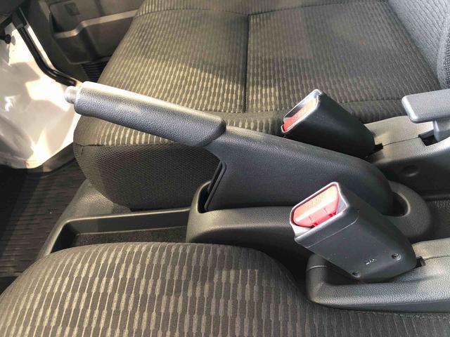 ハイゼットカーゴＤＸ４ＷＤ　ＡＭ／ＦＭラジオ　　マニュアルエアコン　パワーステアリング　パワードアロック　キーレスエントリー　衝突被害軽減システム　横滑り防止機能　アイドリングストップ　オートライト　ＡＢＳ（長野県）の中古車