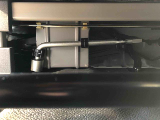 ハイゼットカーゴＤＸ４ＷＤ　ＡＭ／ＦＭラジオ　　マニュアルエアコン　パワーステアリング　パワードアロック　キーレスエントリー　衝突被害軽減システム　横滑り防止機能　アイドリングストップ　オートライト　ＡＢＳ（長野県）の中古車