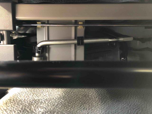 ハイゼットカーゴＤＸ４ＷＤ　ＡＭ／ＦＭラジオ　　マニュアルエアコン　パワーステアリング　パワードアロック　キーレスエントリー　衝突被害軽減システム　横滑り防止機能　アイドリングストップ　オートライト　ＡＢＳ（長野県）の中古車