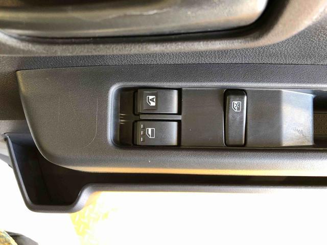 ハイゼットカーゴＤＸ４ＷＤ　ＡＭ／ＦＭラジオ　　マニュアルエアコン　パワーステアリング　パワードアロック　キーレスエントリー　衝突被害軽減システム　横滑り防止機能　アイドリングストップ　オートライト　ＡＢＳ（長野県）の中古車