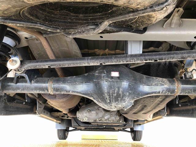 ハイゼットカーゴＤＸ４ＷＤ　ＡＭ／ＦＭラジオ　　マニュアルエアコン　パワーステアリング　パワードアロック　キーレスエントリー　衝突被害軽減システム　横滑り防止機能　アイドリングストップ　オートライト　ＡＢＳ（長野県）の中古車