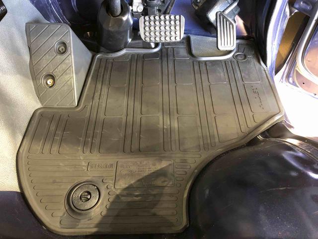ハイゼットトラックスタンダード４ＷＤ　マニュアルエアコン　パワステ　タイミングチェーン　ラジオデッキ　手動ドアミラー　手動ウィンドウ（長野県）の中古車