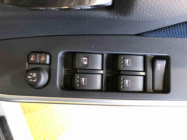 トールカスタムＧ　ターボ２ＷＤ　ターボ　両側電動スライドドア　衝突被害軽減システム　横滑り防止機能　オートライト　オートエアコン　プッシュスタート　スマートキー　アイドリングストップ　電動格納ドアミラー　ＡＢＳ（長野県）の中古車