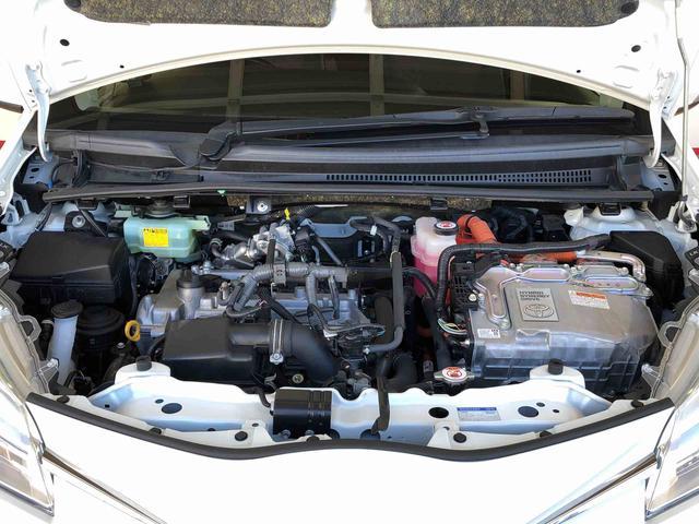 ヴィッツハイブリッドＵ２ＷＤ　衝突被害軽減システム　横滑り防止機能　シートヒーター　オートライト　プッシュスタート　スマートキー　オートエアコン　パワステ　パワーウインドウ　電動格納ドアミラー　ＡＢＳ（長野県）の中古車