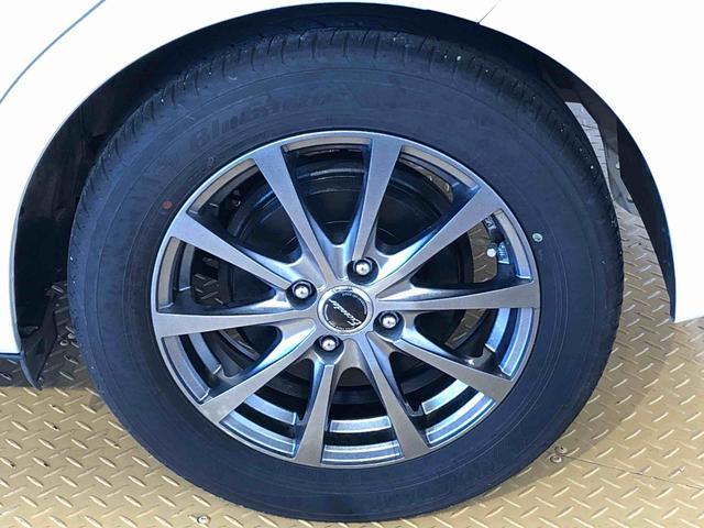 ヴィッツハイブリッドＵ２ＷＤ　衝突被害軽減システム　横滑り防止機能　シートヒーター　オートライト　プッシュスタート　スマートキー　オートエアコン　パワステ　パワーウインドウ　電動格納ドアミラー　ＡＢＳ（長野県）の中古車