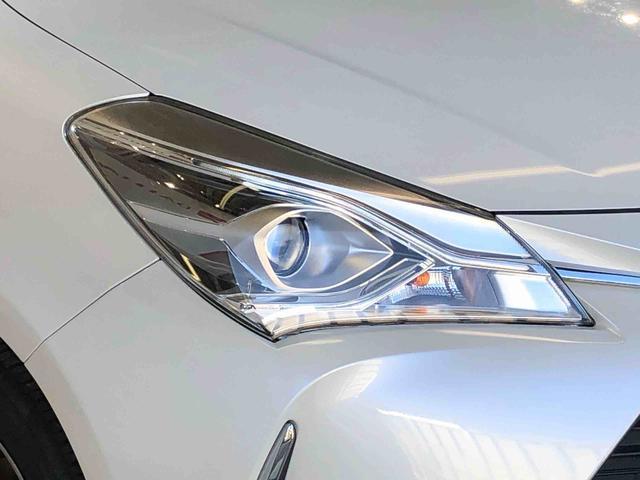 ヴィッツハイブリッドＵ２ＷＤ　衝突被害軽減システム　横滑り防止機能　シートヒーター　オートライト　プッシュスタート　スマートキー　オートエアコン　パワステ　パワーウインドウ　電動格納ドアミラー　ＡＢＳ（長野県）の中古車