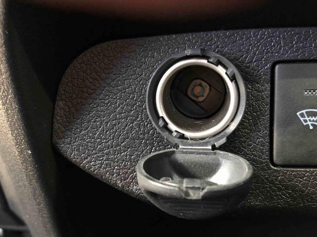 ヴィッツハイブリッドＵ２ＷＤ　衝突被害軽減システム　横滑り防止機能　シートヒーター　オートライト　プッシュスタート　スマートキー　オートエアコン　パワステ　パワーウインドウ　電動格納ドアミラー　ＡＢＳ（長野県）の中古車