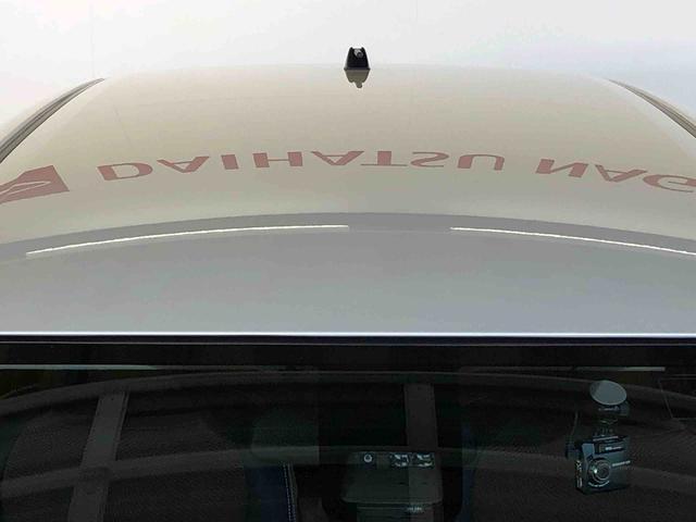 ヴィッツハイブリッドＵ２ＷＤ　衝突被害軽減システム　横滑り防止機能　シートヒーター　オートライト　プッシュスタート　スマートキー　オートエアコン　パワステ　パワーウインドウ　電動格納ドアミラー　ＡＢＳ（長野県）の中古車