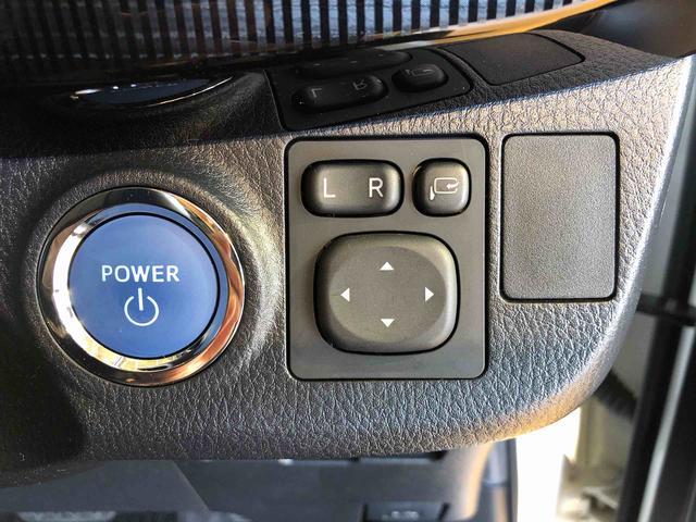 ヴィッツハイブリッドＵ２ＷＤ　衝突被害軽減システム　横滑り防止機能　シートヒーター　オートライト　プッシュスタート　スマートキー　オートエアコン　パワステ　パワーウインドウ　電動格納ドアミラー　ＡＢＳ（長野県）の中古車