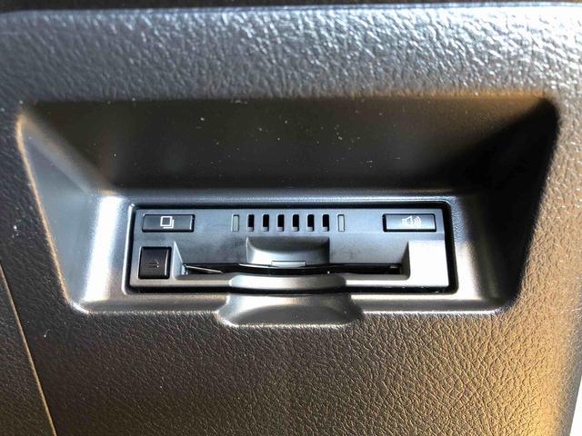 ヴィッツハイブリッドＵ２ＷＤ　衝突被害軽減システム　横滑り防止機能　シートヒーター　オートライト　プッシュスタート　スマートキー　オートエアコン　パワステ　パワーウインドウ　電動格納ドアミラー　ＡＢＳ（長野県）の中古車