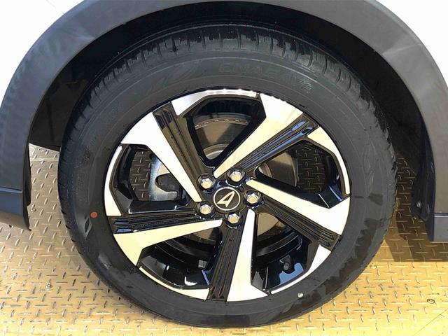 ロッキープレミアムＧ　ＨＥＶ２ＷＤ　クルーズコントロール　衝突被害軽減システム　横滑り防止機能　シートヒーター　オートライト　オートエアコン　プッシュスタート　スマートキー　アイドリングストップ　電動格納ドアミラー　ＡＢＳ（長野県）の中古車