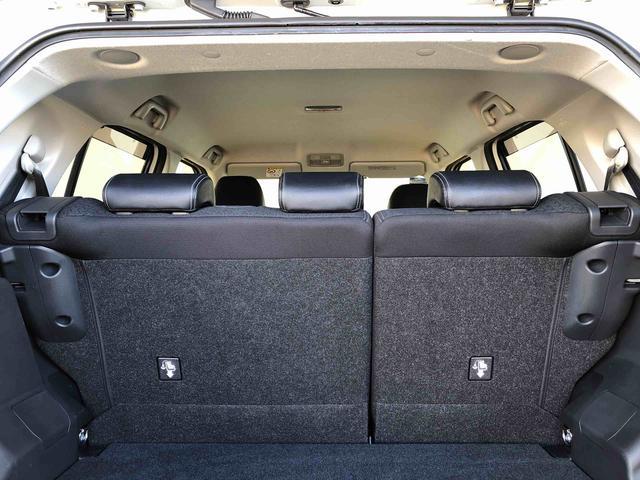 ロッキープレミアムＧ　ＨＥＶ２ＷＤ　クルーズコントロール　衝突被害軽減システム　横滑り防止機能　シートヒーター　オートライト　オートエアコン　プッシュスタート　スマートキー　電動格納ドアミラー　ＡＢＳ（長野県）の中古車