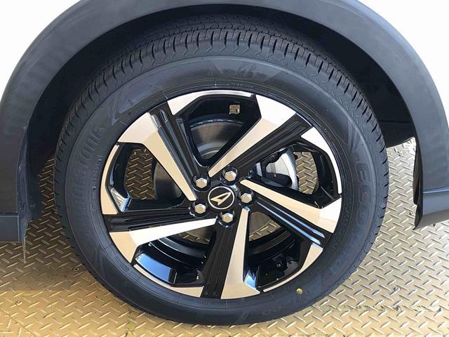 ロッキープレミアムＧ　ＨＥＶ２ＷＤ　クルーズコントロール　衝突被害軽減システム　横滑り防止機能　シートヒーター　オートライト　オートエアコン　プッシュスタート　スマートキー　電動格納ドアミラー　ＡＢＳ（長野県）の中古車