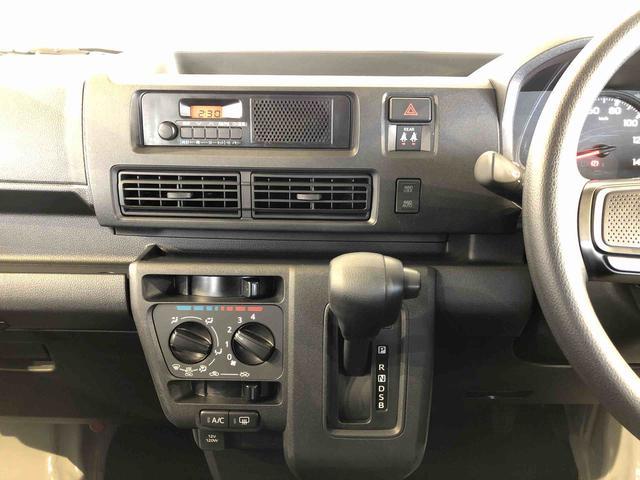 ハイゼットカーゴＤＸ４ＷＤ　ＡＭ／ＦＭラジオ　　マニュアルエアコン　パワーステアリング　パワードアロック　キーレスエントリー　衝突被害軽減システム　横滑り防止機能　アイドリングストップ　オートライト　ＡＢＳ（長野県）の中古車