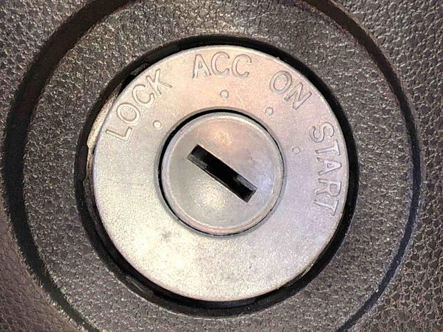 ミライースＸ　リミテッドＳＡIII４ＷＤ　アイドリングストップ　キーレスエントリー　衝突被害軽減システム　横滑り防止機能　電動格納ドアミラー　オートライト　マニュアルエアコン　パワステ　パワーウインドウ　ＡＢＳ（長野県）の中古車