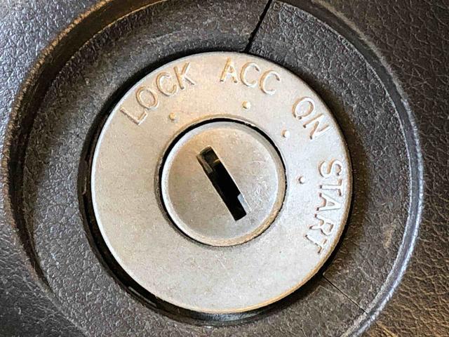 ハイゼットトラックジャンボ４ＷＤ　オートライト　マニュアルエアコン　パワステ　格納式テールゲートチェーン　パワーウィンドウ　フォグランプ　作業灯　ＡＢＳ（長野県）の中古車