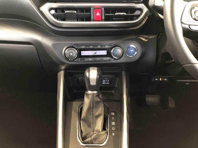 ロッキープレミアムＧ　ＨＥＶ２ＷＤ　クルーズコントロール　衝突被害軽減システム　横滑り防止機能　シートヒーター　オートライト　オートエアコン　プッシュスタート　スマートキー　電動格納ドアミラー　ＡＢＳ（長野県）の中古車