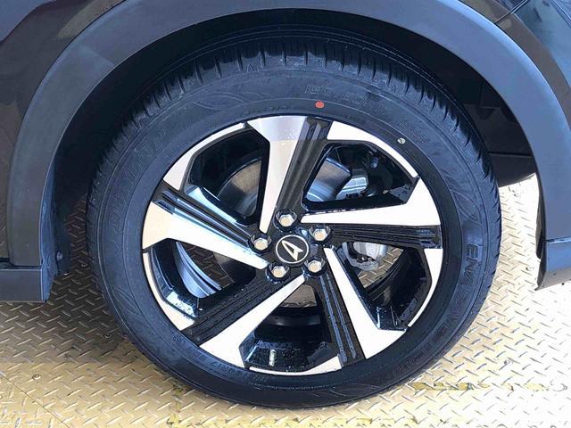 ロッキープレミアムＧ　ＨＥＶ２ＷＤ　クルーズコントロール　衝突被害軽減システム　横滑り防止機能　シートヒーター　オートライト　オートエアコン　プッシュスタート　スマートキー　電動格納ドアミラー　ＡＢＳ（長野県）の中古車