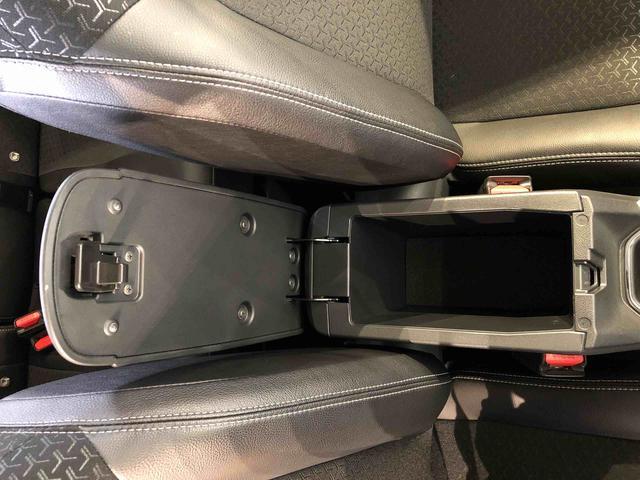 ロッキープレミアムＧ　ＨＥＶ２ＷＤ　クルーズコントロール　衝突被害軽減システム　横滑り防止機能　シートヒーター　オートライト　オートエアコン　プッシュスタート　スマートキー　電動格納ドアミラー　ＡＢＳ（長野県）の中古車