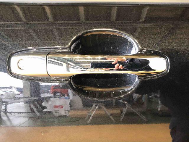 ロッキープレミアムＧ　ＨＥＶ２ＷＤ　クルーズコントロール　衝突被害軽減システム　横滑り防止機能　シートヒーター　オートライト　オートエアコン　プッシュスタート　スマートキー　電動格納ドアミラー　ＡＢＳ（長野県）の中古車